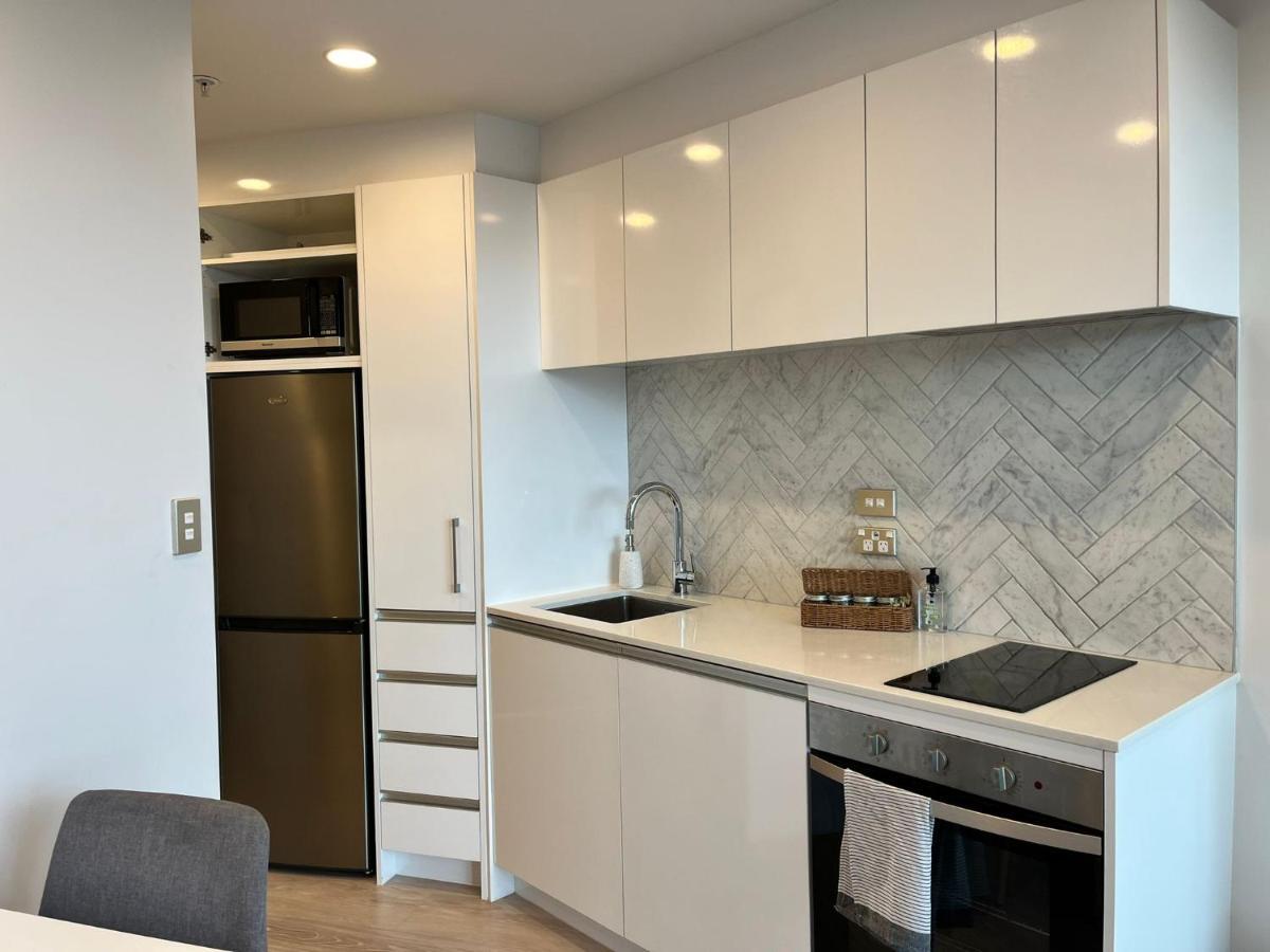 Free Wifi!! Spacious 1-Bedroom Apt, Auckland Cbd Exteriör bild